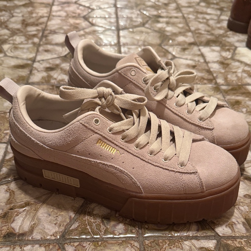 PUMA Women's Suede Platform Sneakers - Beige and Brown